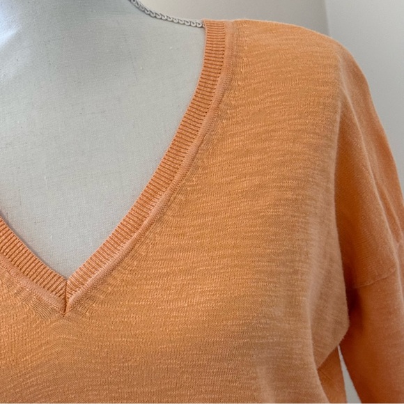 J. Crew Cotton Lightweight V-Neck Pullover Sweater Orange - Size small - Picture 4 of 9